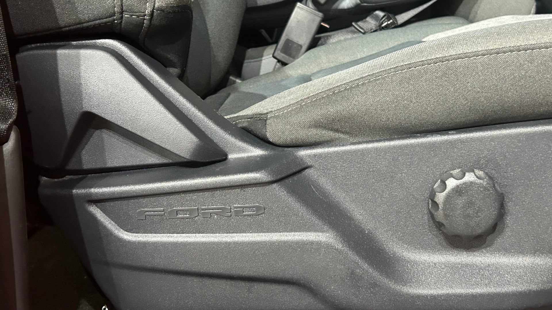 Used 2022 Ford F150 XLT RWD image 42