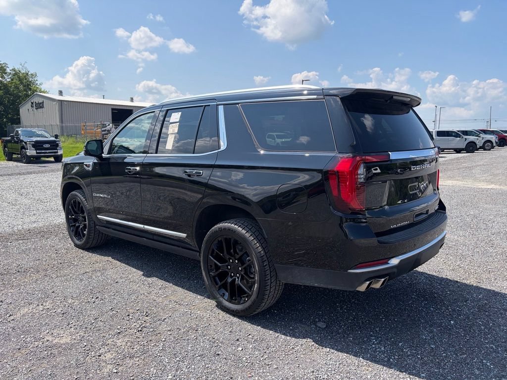 Used 2026 GMC Yukon Denali w/ Sun & Power Step Package AWD/4WD image 8