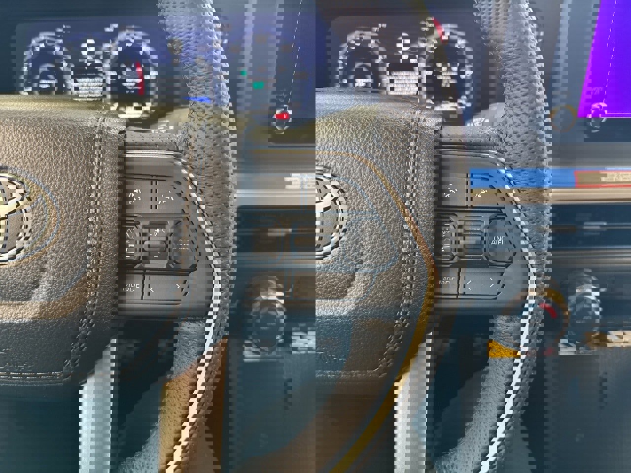 New 2025 Toyota Tacoma TRD Sport image 19