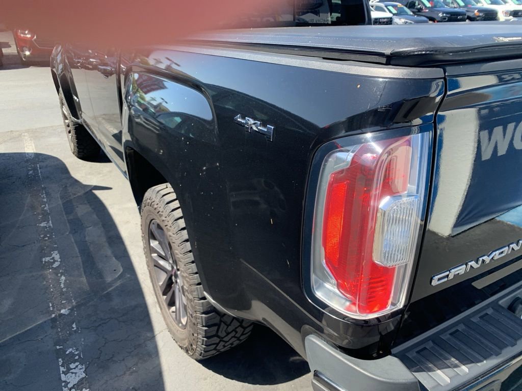 Used 2018 GMC Canyon SLE w/ Nightfall Edition AWD/4WD image 10
