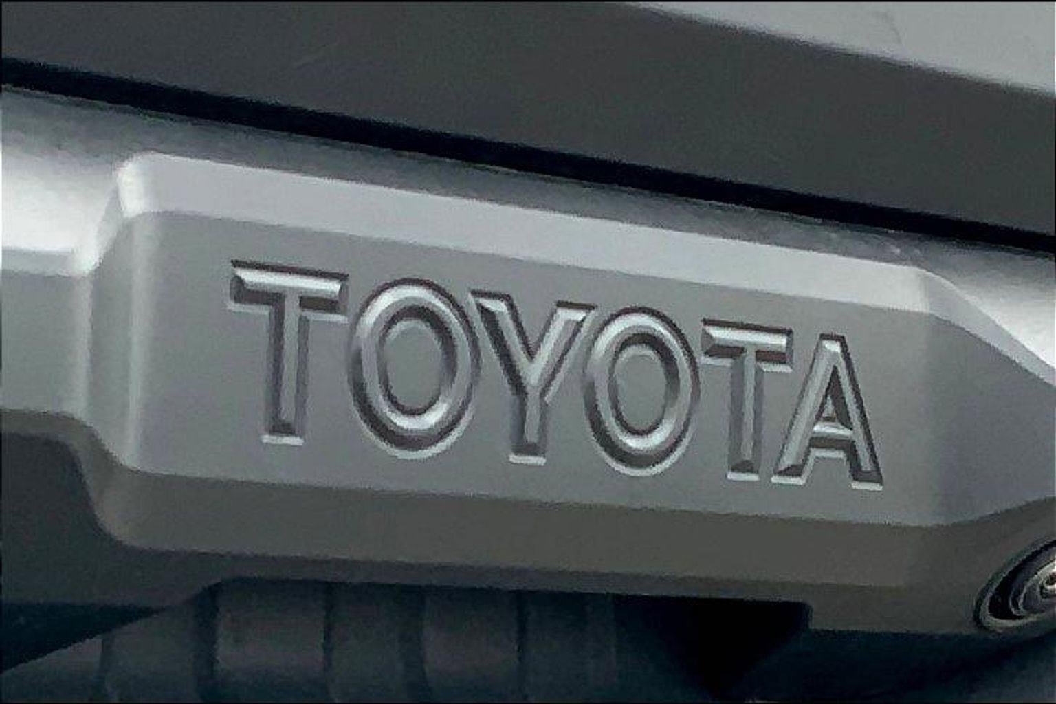 Used 2025 Toyota Tundra SR5 AWD/4WD image 30