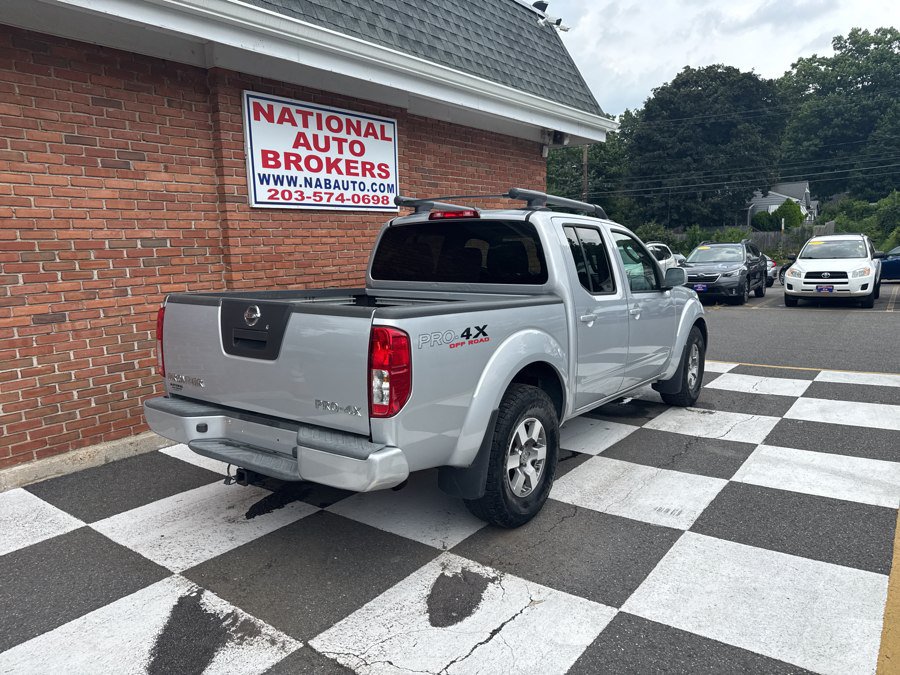 Used 2011 Nissan Frontier PRO-4X w/ Pro-4x Luxury Pkg AWD/4WD image 3