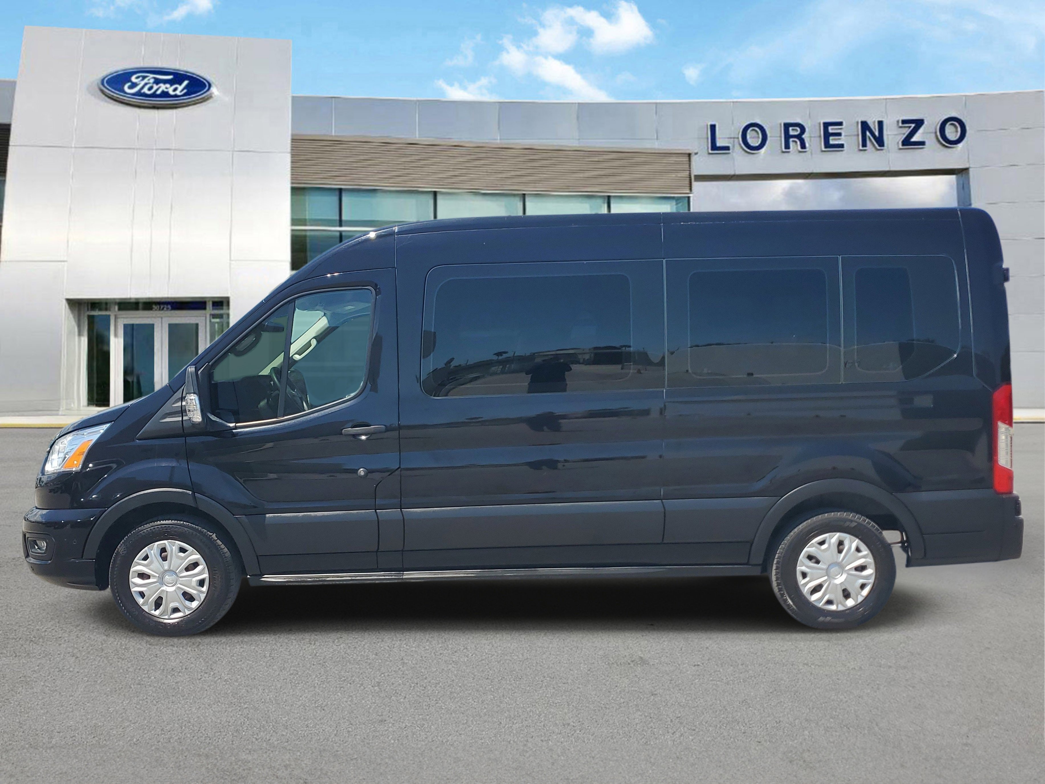 Used 2021 Ford Transit 350 XLT image 8