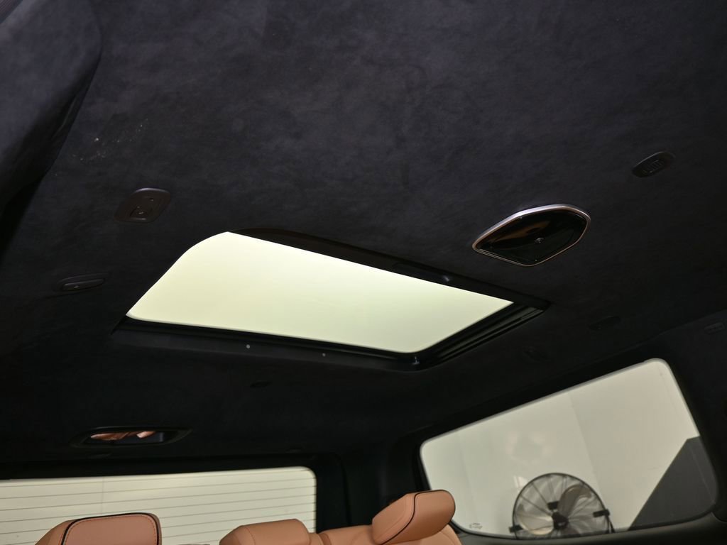 Used 2024 Jeep Grand Wagoneer Series III w/ Quick Order Packagew 28T image 62