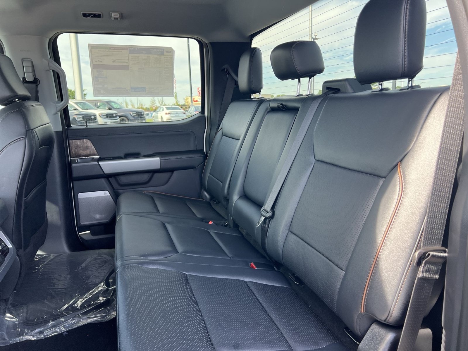 New 2026 Ford F250 Lariat w/ FX4 Off-Road Package AWD/4WD image 24