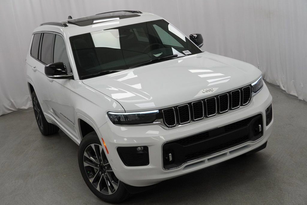 New 2025 Jeep Grand Cherokee L Overland image 8