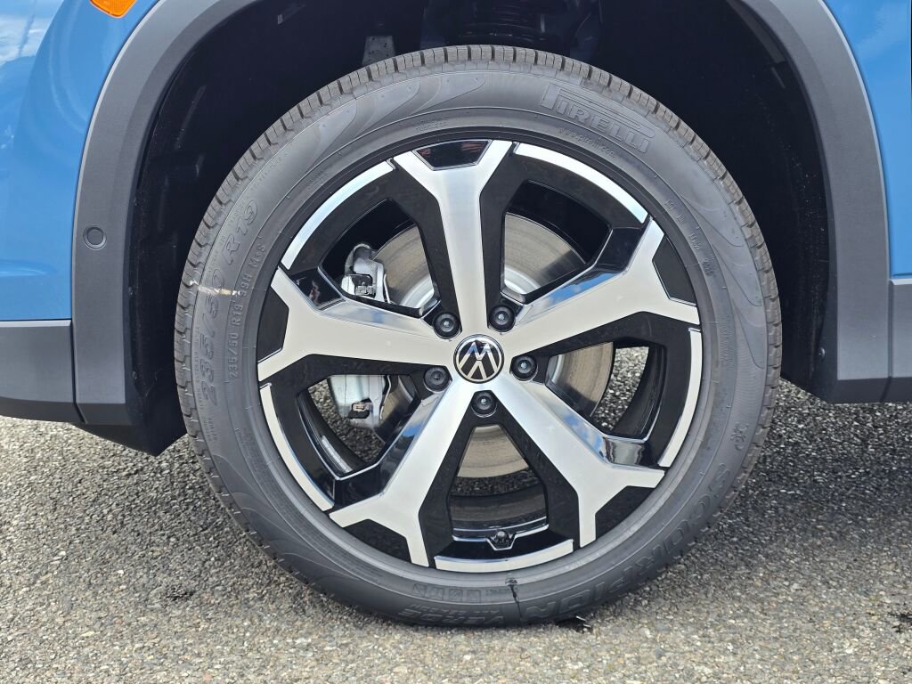 New 2026 Volkswagen Tiguan SE image 11