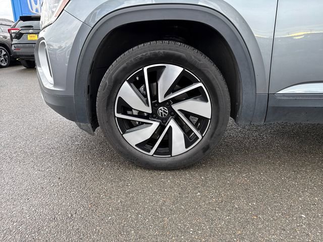 Used 2024 Volkswagen Atlas SE image 28