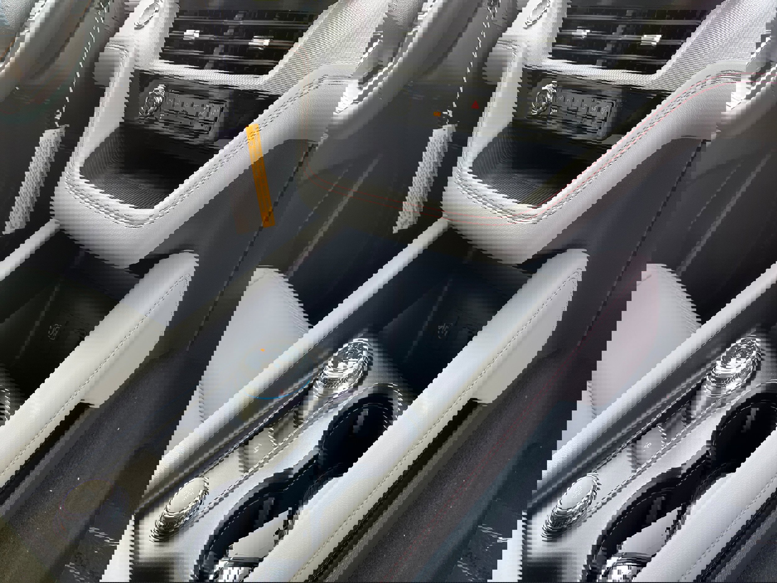 New 2026 Ford Explorer Active w/ Active Comfort Package image 16