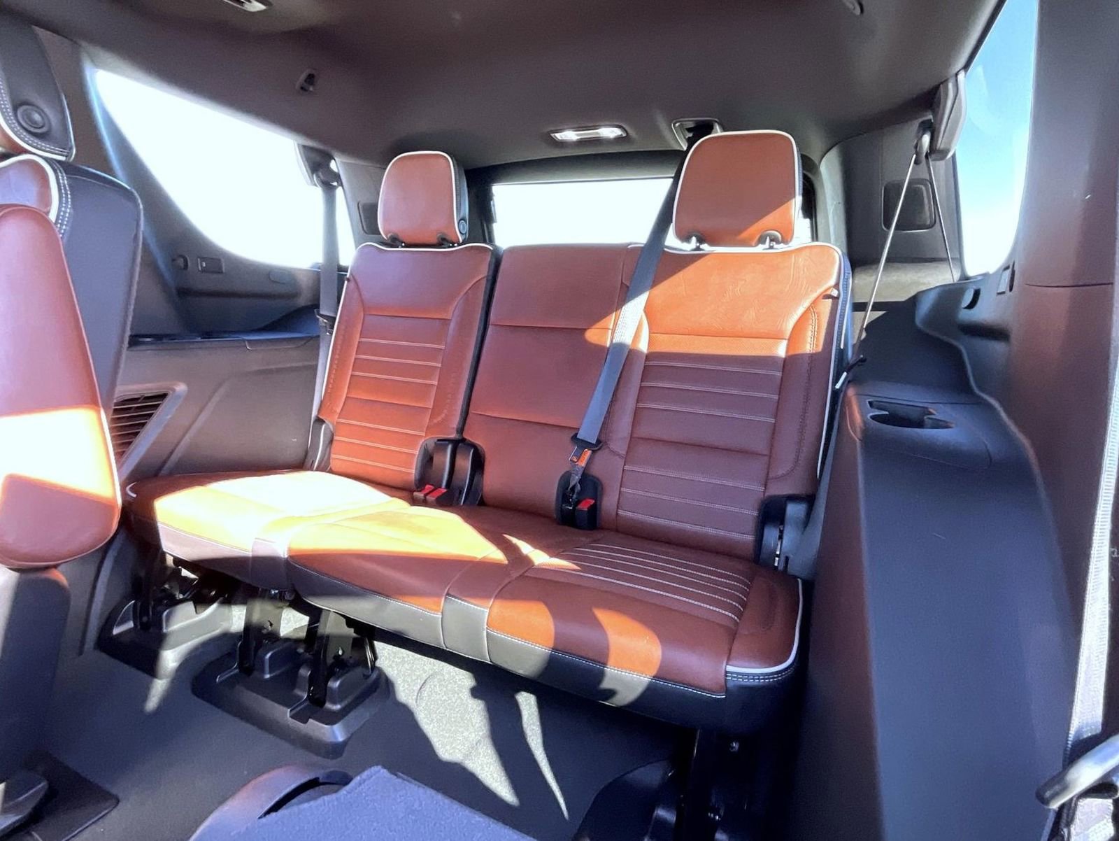 Used 2023 GMC Yukon Denali Ultimate image 21