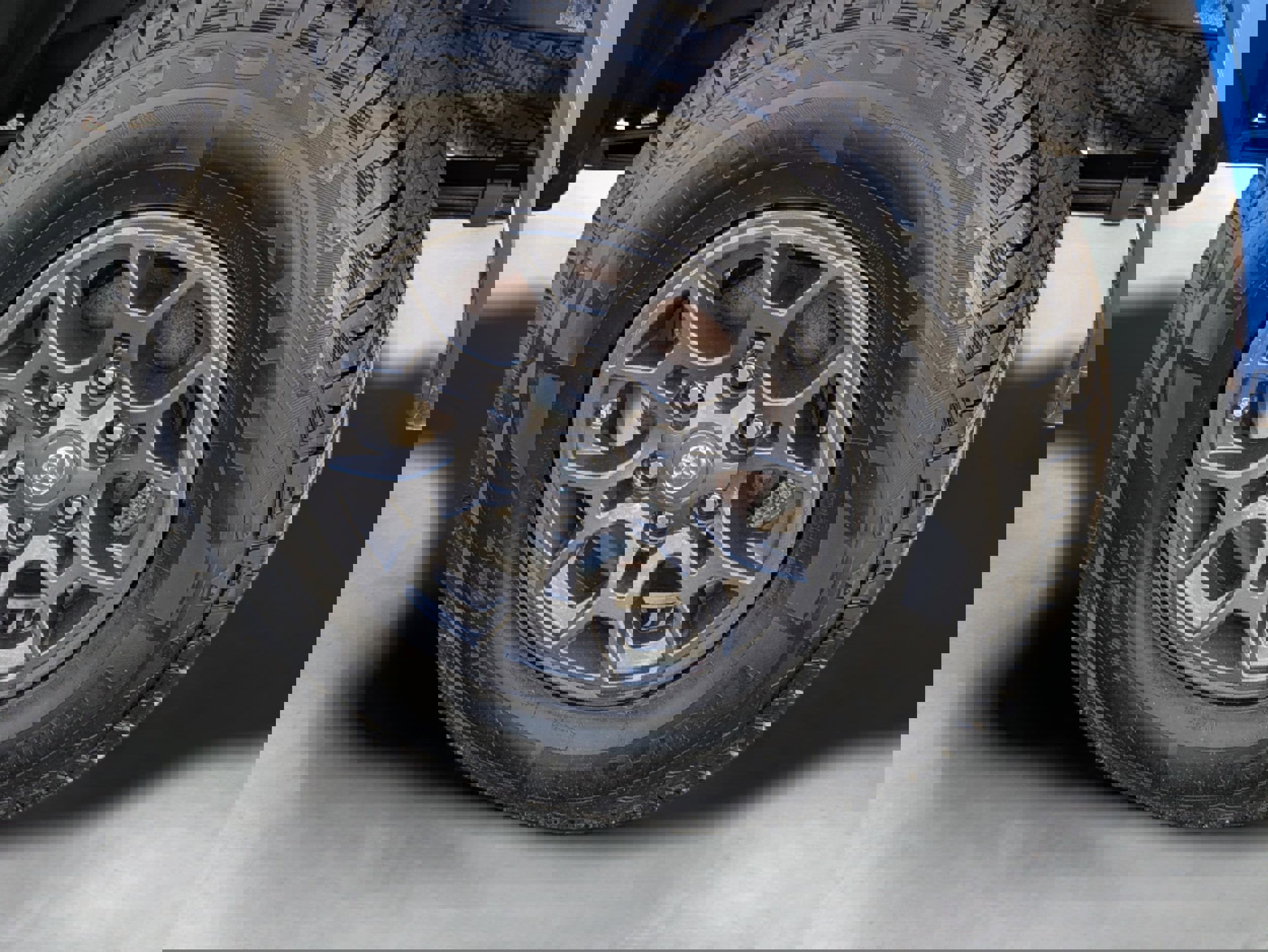 Used 2018 Toyota Tacoma SR5 image 9