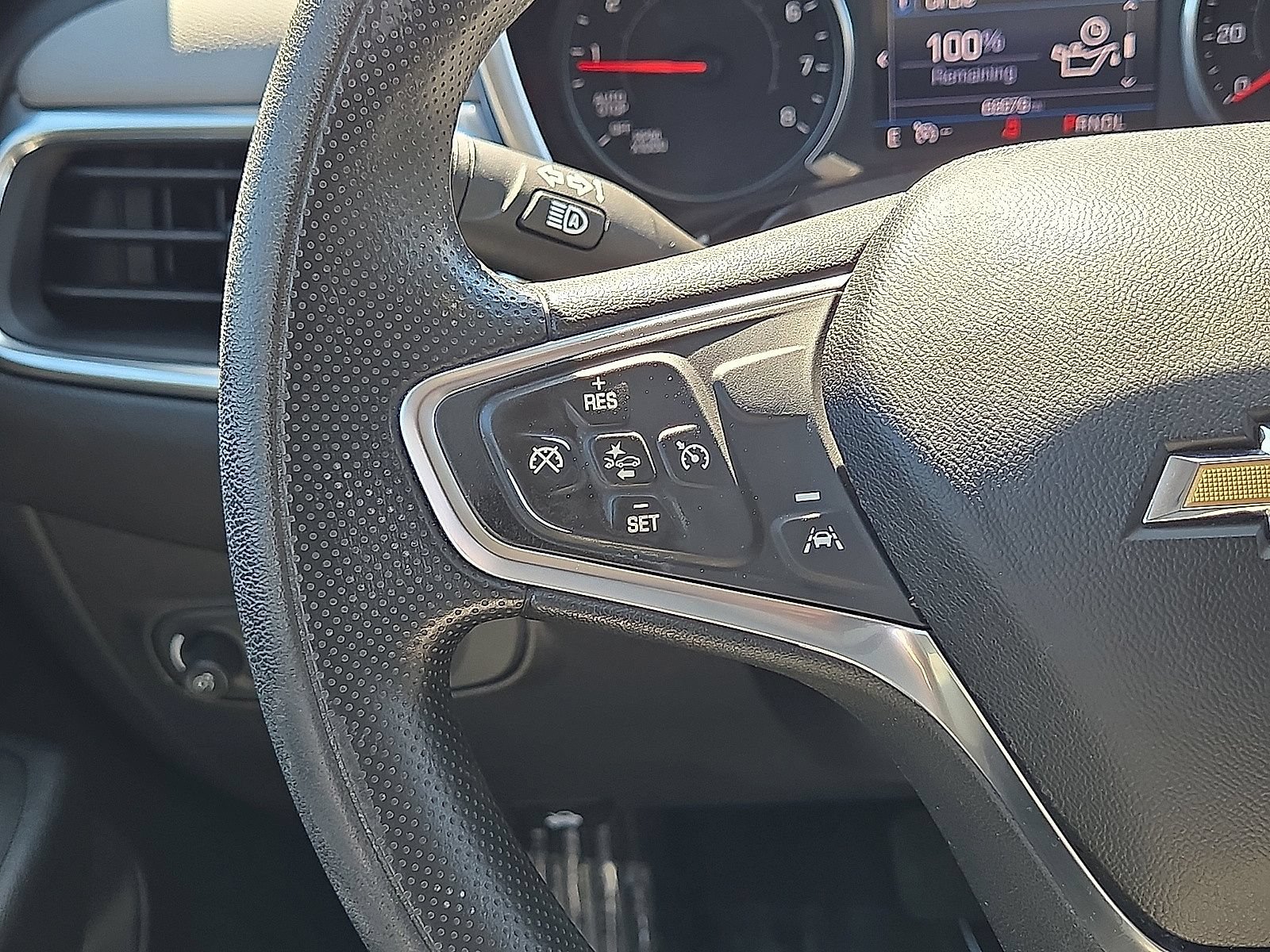 Used 2022 Chevrolet Equinox LT FWD image 19