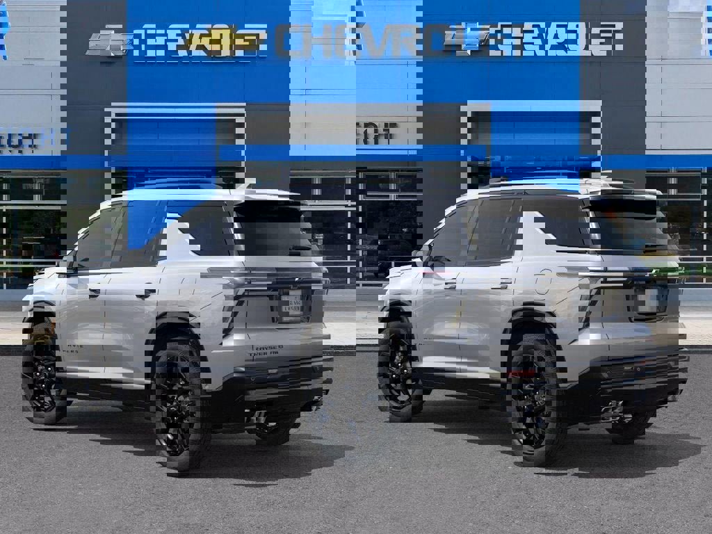 New 2026 Chevrolet Traverse RS w/ LPO, Floor Liner Package image 3