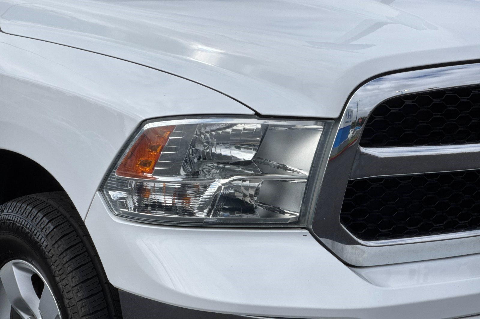 Used 2014 RAM 1500 Classic SLT AWD/4WD image 12