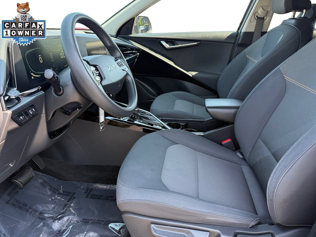 Certified 2023 Kia Niro LX FWD image 9