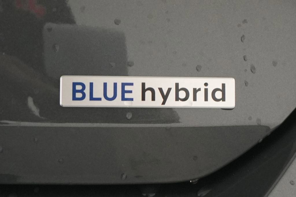 New 2026 Hyundai Elantra Blue w/ Cargo Package image 10