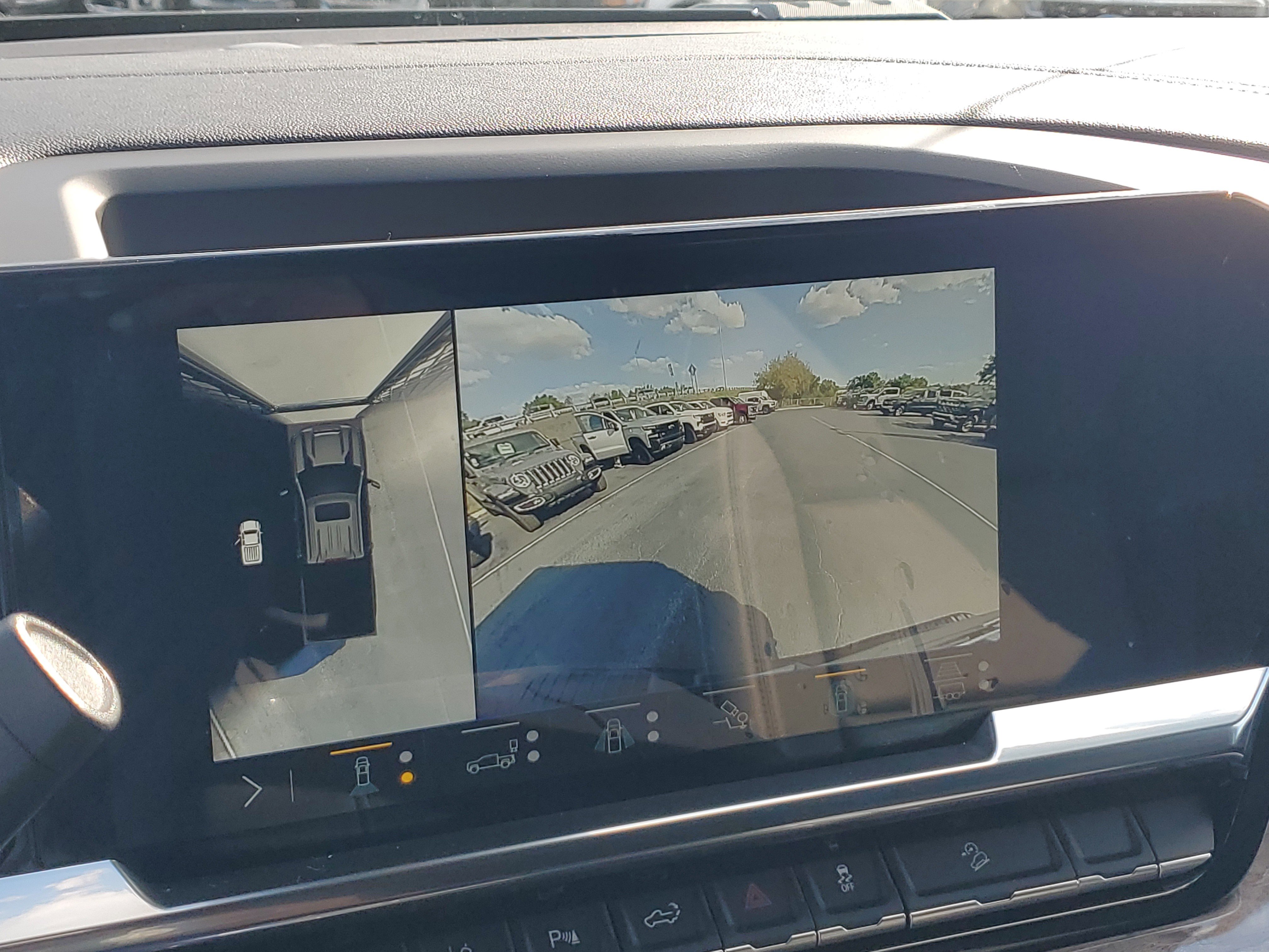 Used 2025 Chevrolet Silverado 3500 LTZ w/ LTZ Plus Package image 27