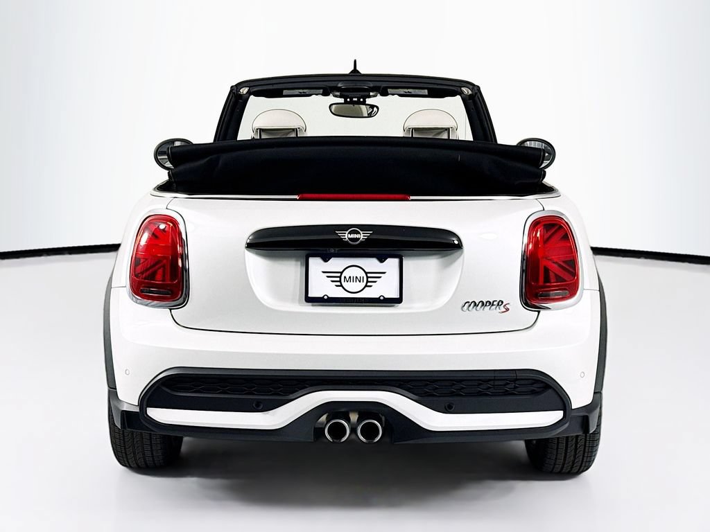 Used 2023 MINI Cooper S w/ Signature Upholstery Package FWD image 14