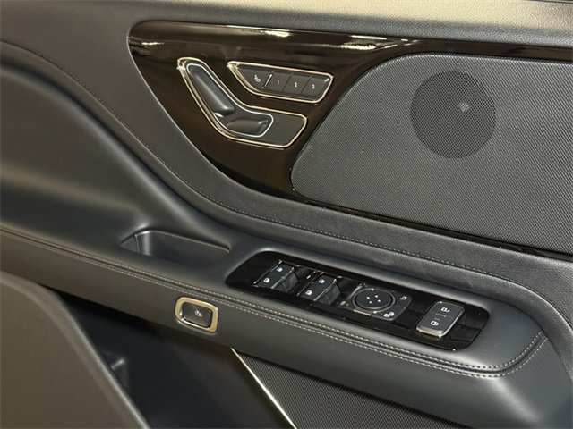 New 2025 Lincoln Aviator Premiere image 20