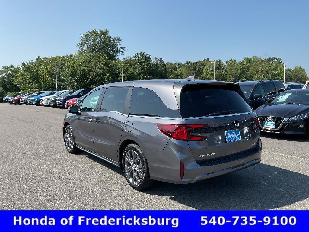 Certified 2026 Honda Odyssey Touring image 3