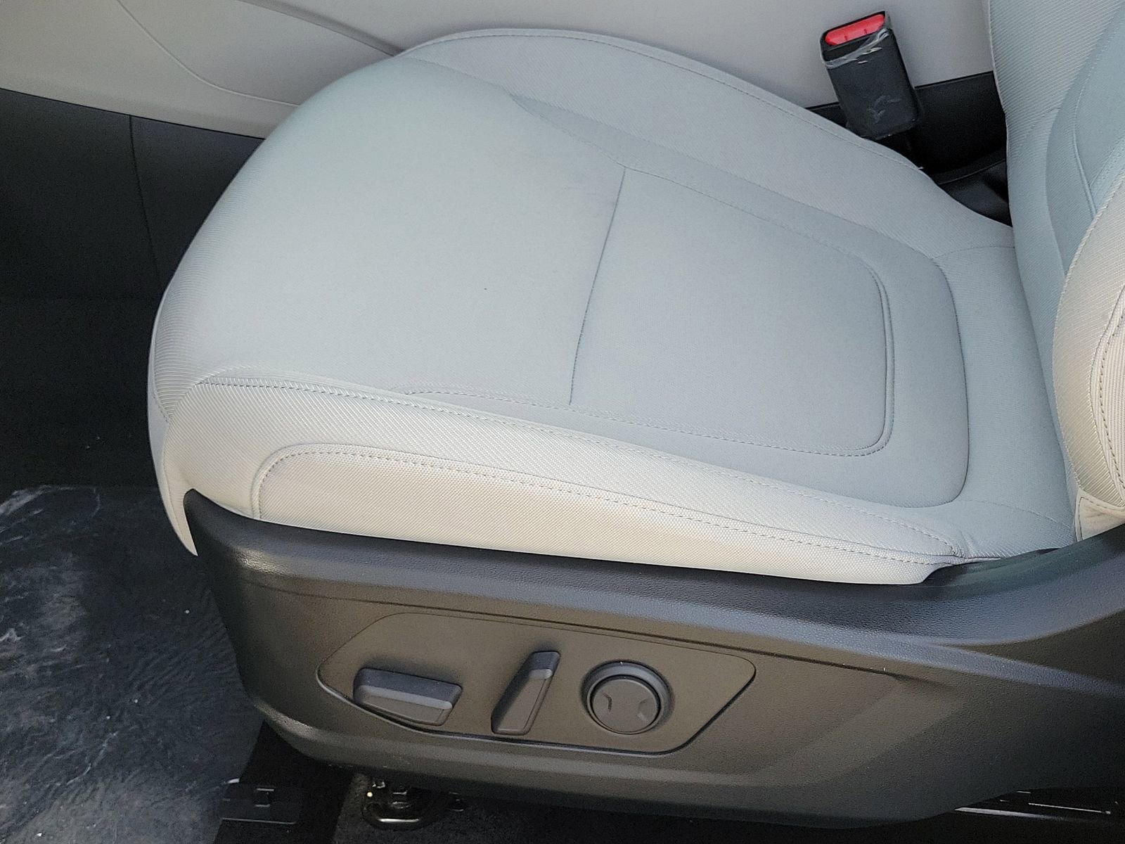 New 2026 Hyundai Tucson SEL image 16