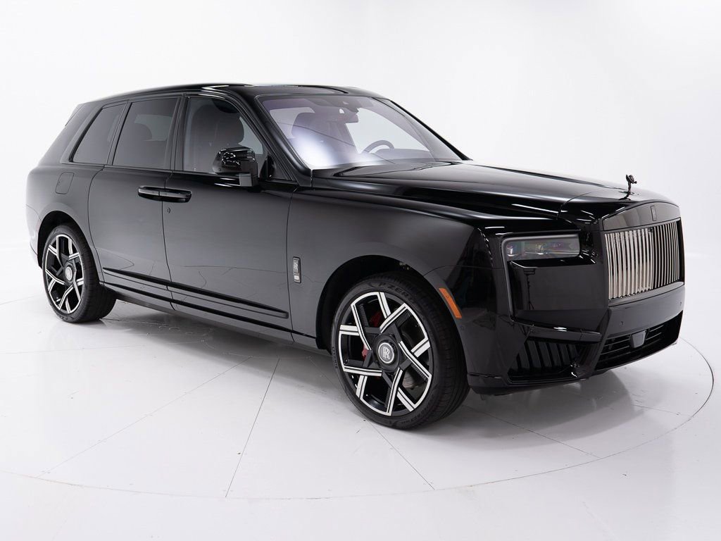 New 2026 Rolls-Royce Cullinan Black Badge image 4