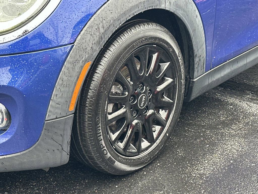 Used 2020 MINI Cooper 2-Door Hardtop image 30