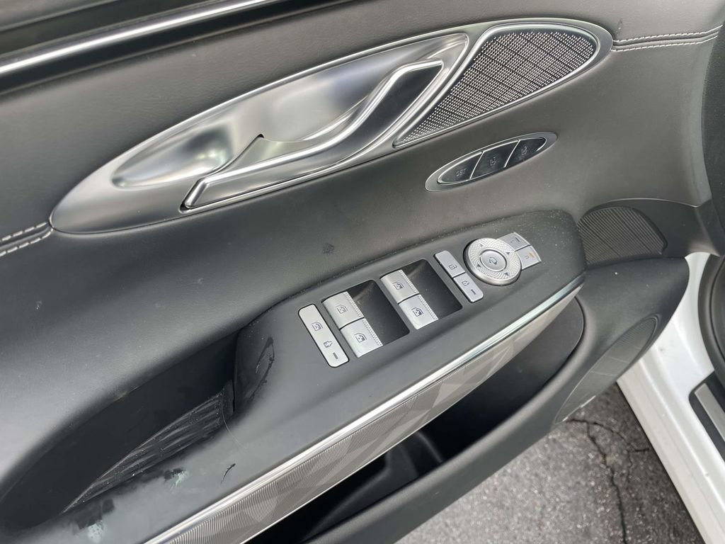 Used 2025 Genesis GV70 3.5T Sport w/ Sport Advanced Package image 28