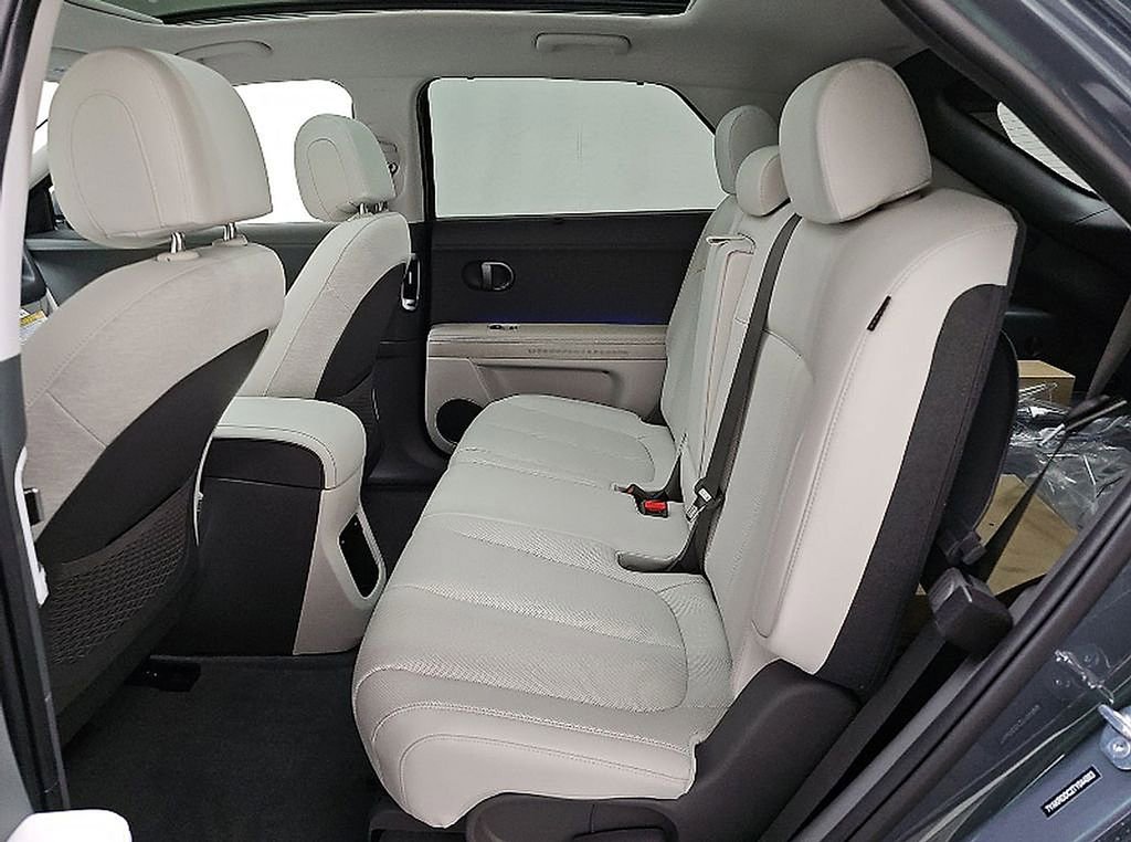 Used 2026 Hyundai Ioniq 5 Limited image 11