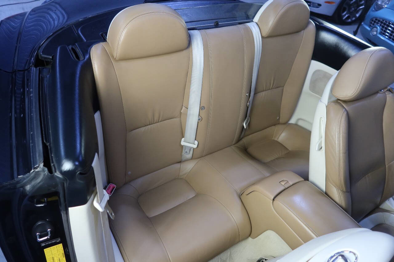 Used 2008 Lexus SC 430 Convertible image 15