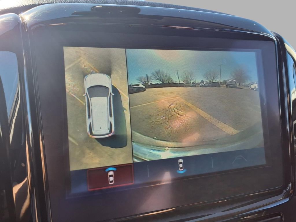 Used 2019 Chevrolet Traverse LT w/ LT Premium Package image 10