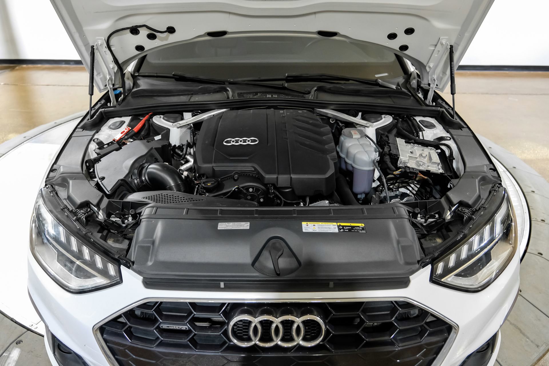 Used 2023 Audi A4 2.0T Premium w/ Convenience Package image 53