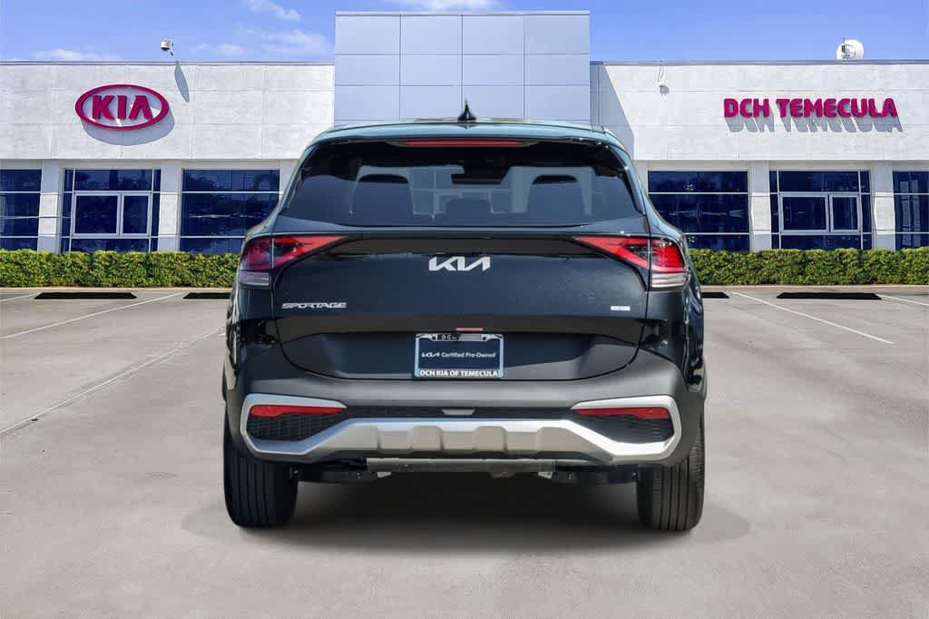 Certified 2025 Kia Sportage LX FWD image 5