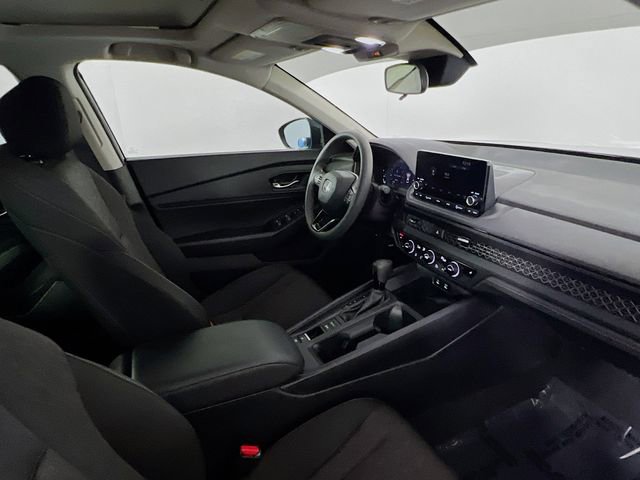 Certified 2023 Honda Accord EX image 10