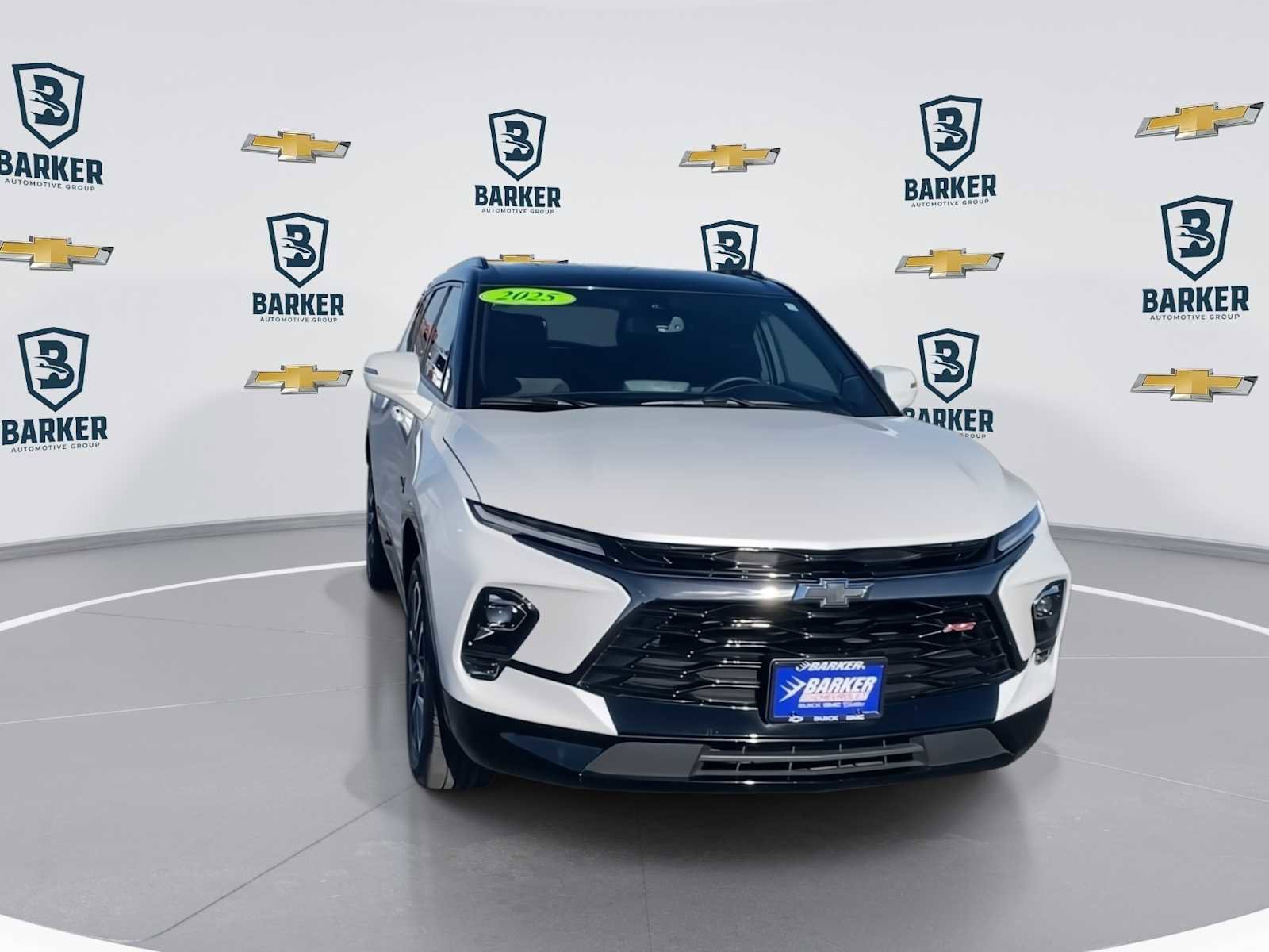 Used 2025 Chevrolet Blazer RS FWD image 3