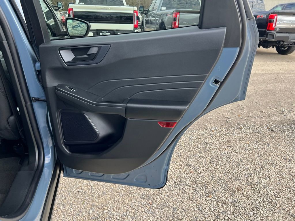 Used 2024 Ford Escape Active image 18