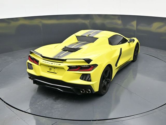 Used 2022 Chevrolet Corvette Stingray Premium Conv w/ Z51 Performance Package RWD image 32