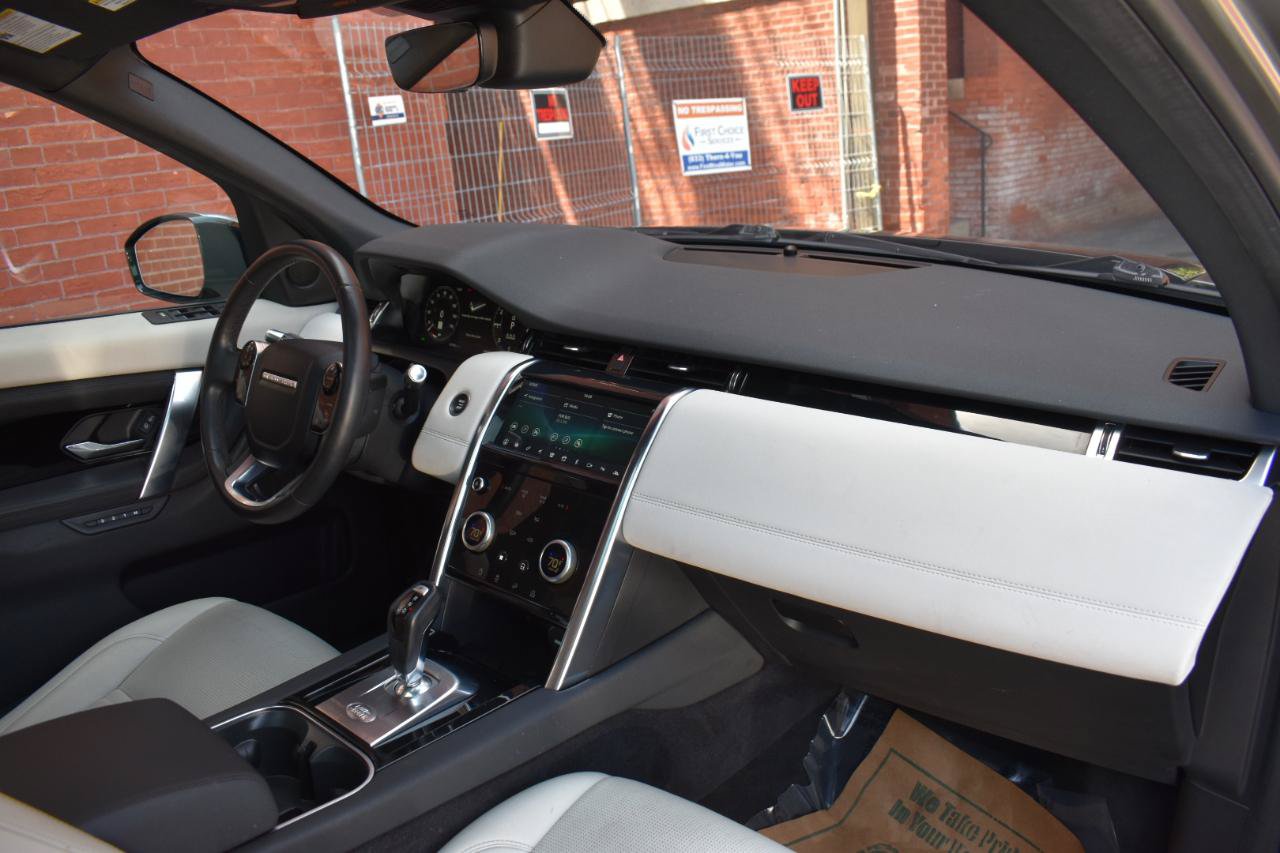 Used 2020 Land Rover Discovery Sport SE AWD/4WD image 20