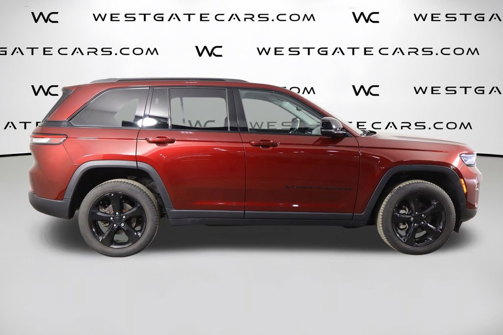 Used 2023 Jeep Grand Cherokee Limited w/ Black Appearance Package image 47