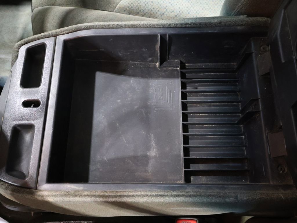 Used 2004 Chevrolet Silverado 3500 4x4 Extended Cab w/ Heavy-Duty Power Package image 24