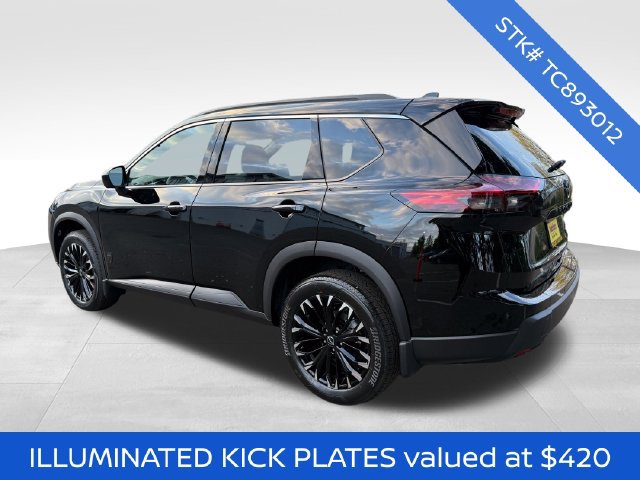 New 2026 Nissan Rogue Dark Armor AWD/4WD image 5
