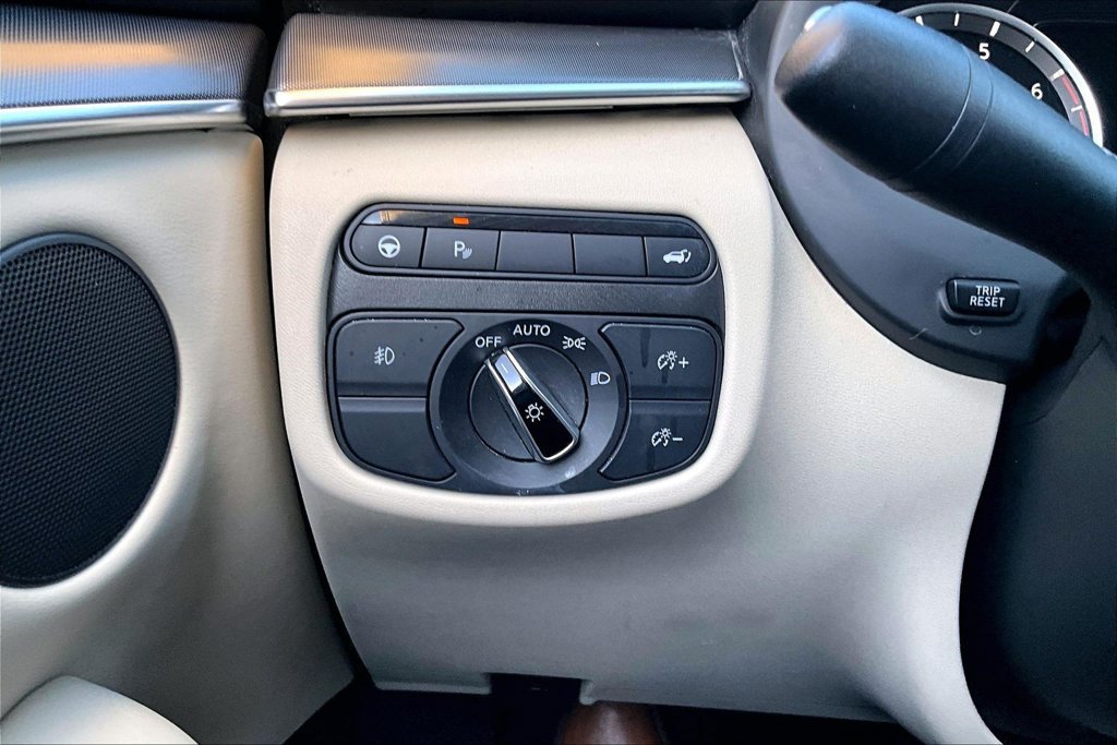 Certified 2022 INFINITI QX50 Luxe FWD image 46