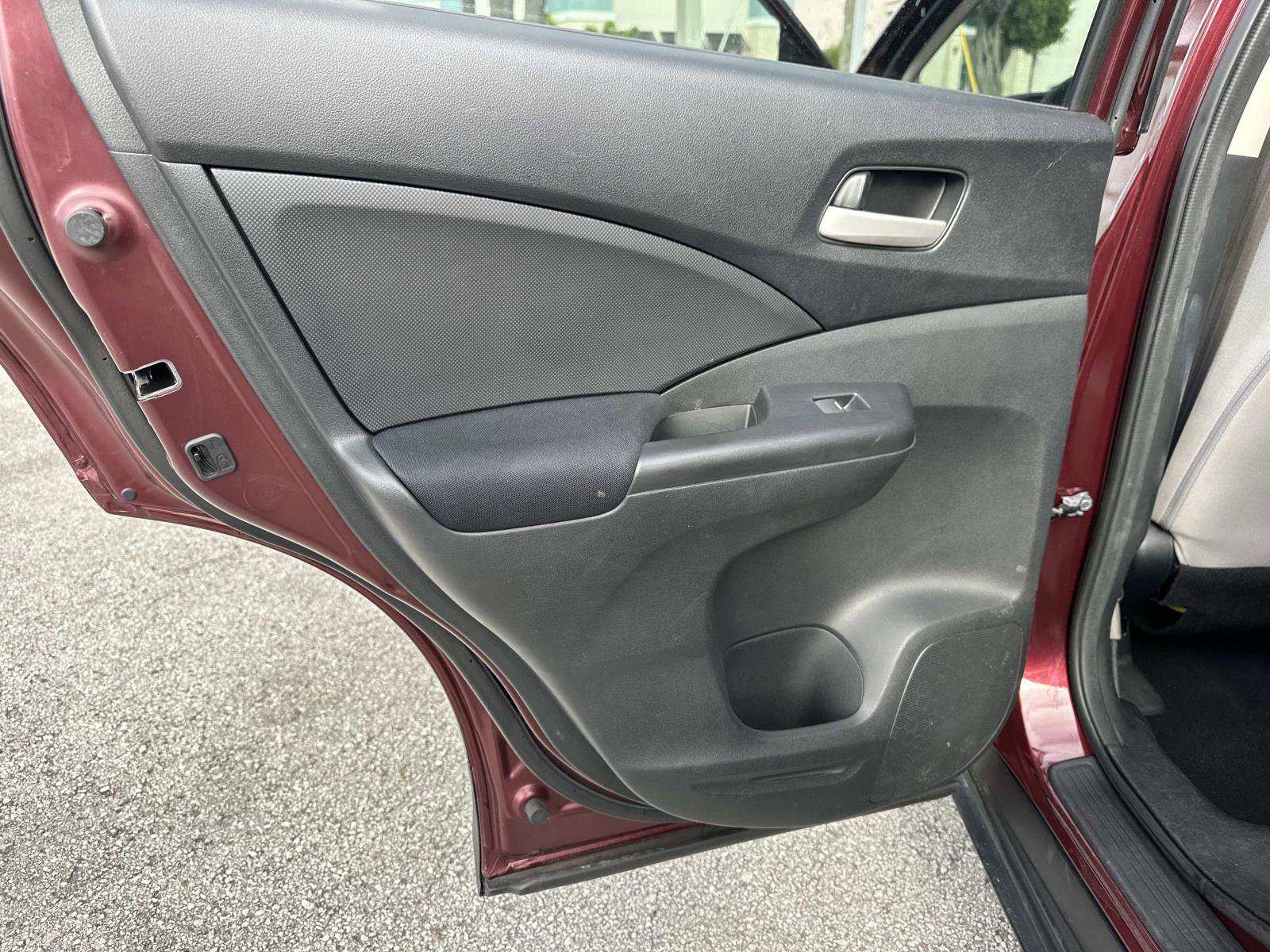 Used 2016 Honda CR-V SE image 12