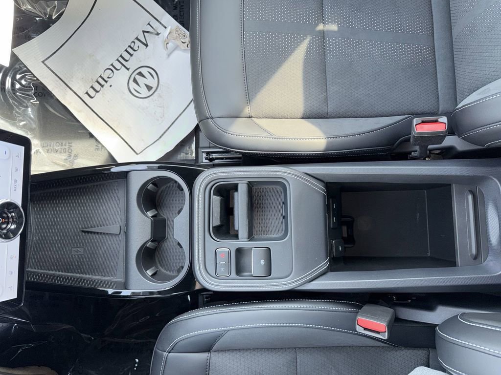 Used 2025 Ford Mustang Mach-E GT w/ Bronze Appearance Package image 24