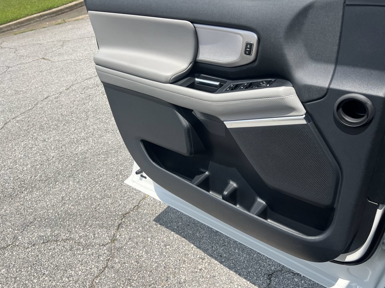 New 2027 Ford Expedition Active RWD image 12