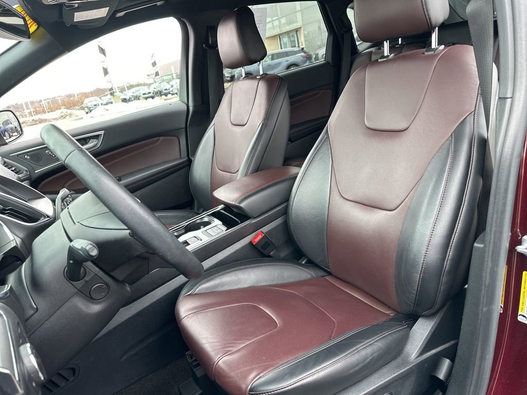 Used 2020 Ford Edge Titanium w/ Equipment Group 301A image 44