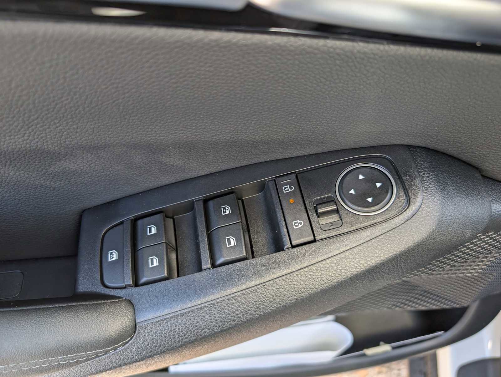 New 2026 Kia Seltos S AWD/4WD image 31