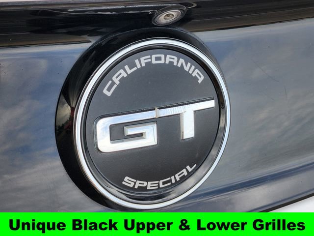 Used 2017 Ford Mustang GT Premium w/ Equipment Group 401A RWD image 12