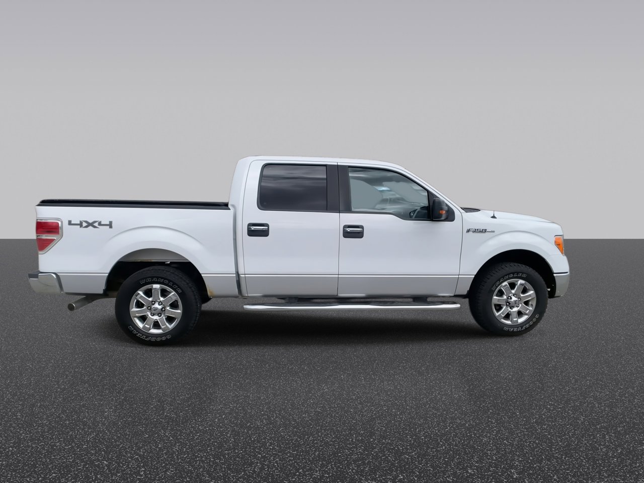 Used 2013 Ford F150 XLT w/ Luxury Equipment Group image 10
