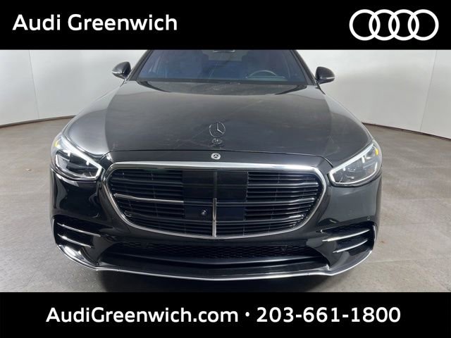Used 2022 Mercedes-Benz S 580 4MATIC Sedan image 2